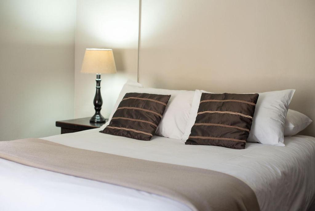 Micasa Sucasa Guesthouse Lephalale Eksteriør billede